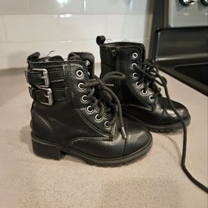 Toddler combat boots